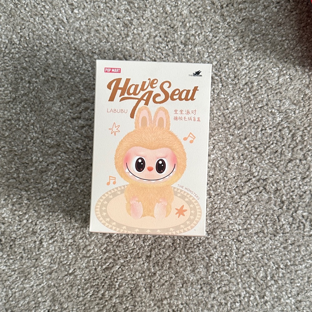 Pop Mart Labubu 'Have A Seat' Bath Toy - Cream